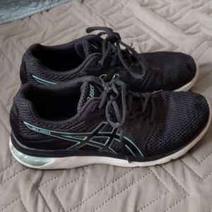 2 for $30 | Asics running shoes gel support